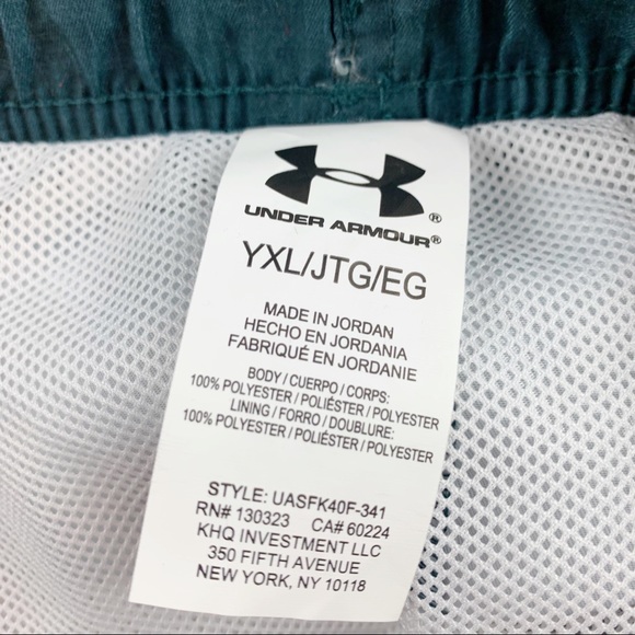 Under Armour New boy's XL striped board short swim trunks - Picture 8 of 8